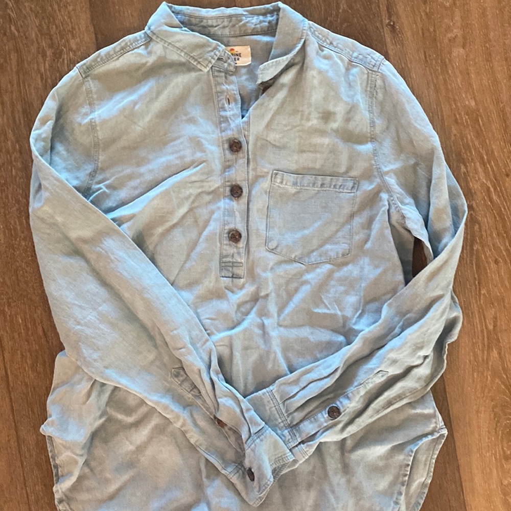 Marine Layer size medium linen blend SO SOFT denim shirt
